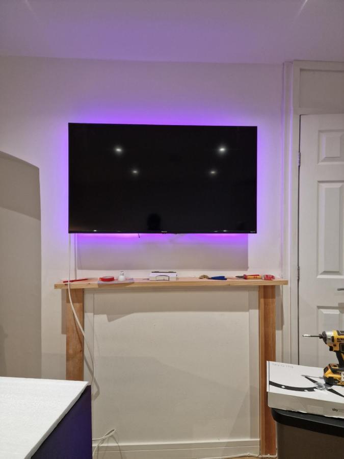 Balco Sherwood Apartment - 2 Bedrooms, 5 Beds - Sky Tv And Internet 诺丁汉 外观 照片