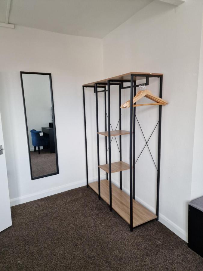 Balco Sherwood Apartment - 2 Bedrooms, 5 Beds - Sky Tv And Internet 诺丁汉 外观 照片