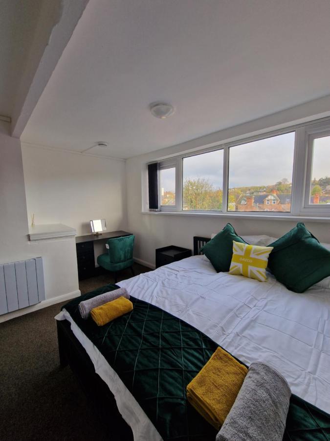 Balco Sherwood Apartment - 2 Bedrooms, 5 Beds - Sky Tv And Internet 诺丁汉 外观 照片