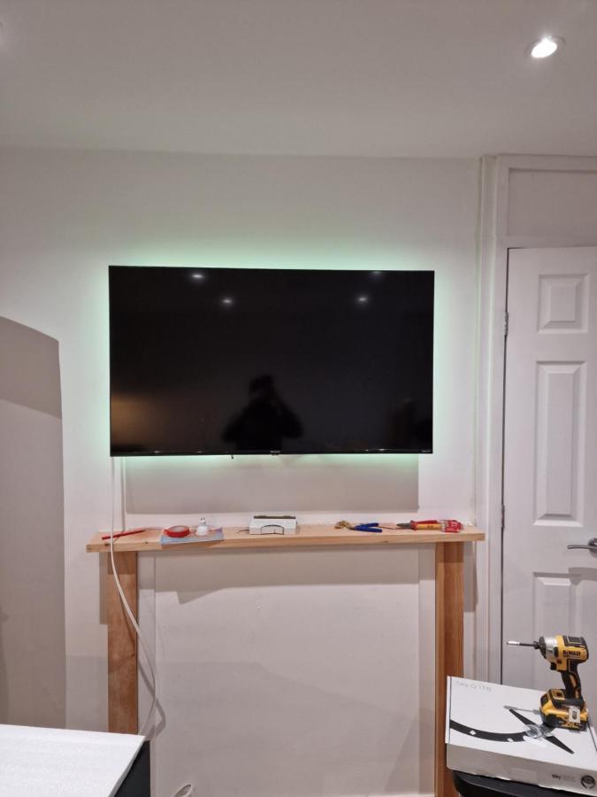 Balco Sherwood Apartment - 2 Bedrooms, 5 Beds - Sky Tv And Internet 诺丁汉 外观 照片